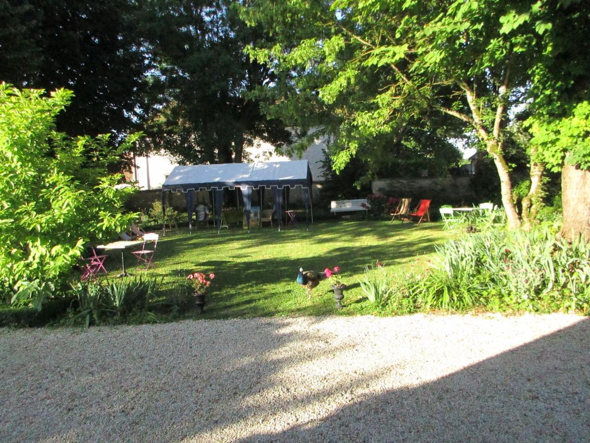 Maziere Bourbon Conti * Courlon-sur-Yonne